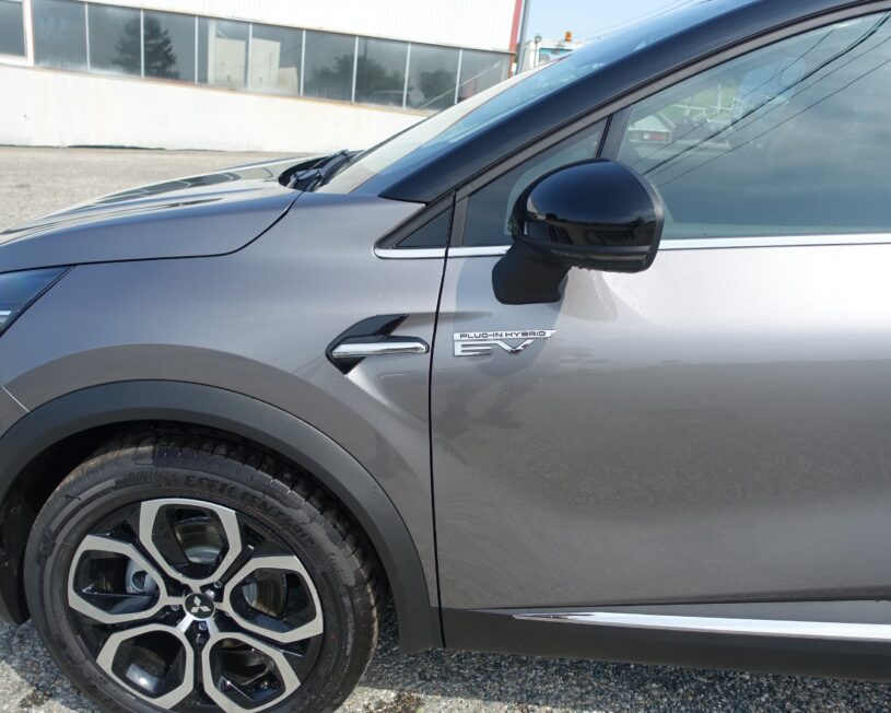 MITSUBISHI ASX 1,6 PHEV Diamond Leder Schwarz AT Launch voll