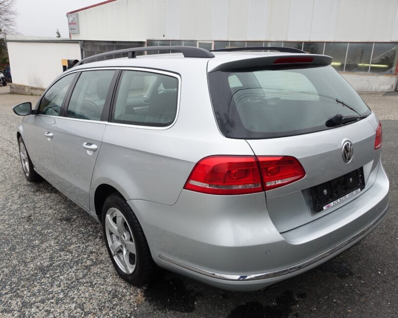 VW Passat Kombi Variant Comfortline BMT 1,6 TDI voll