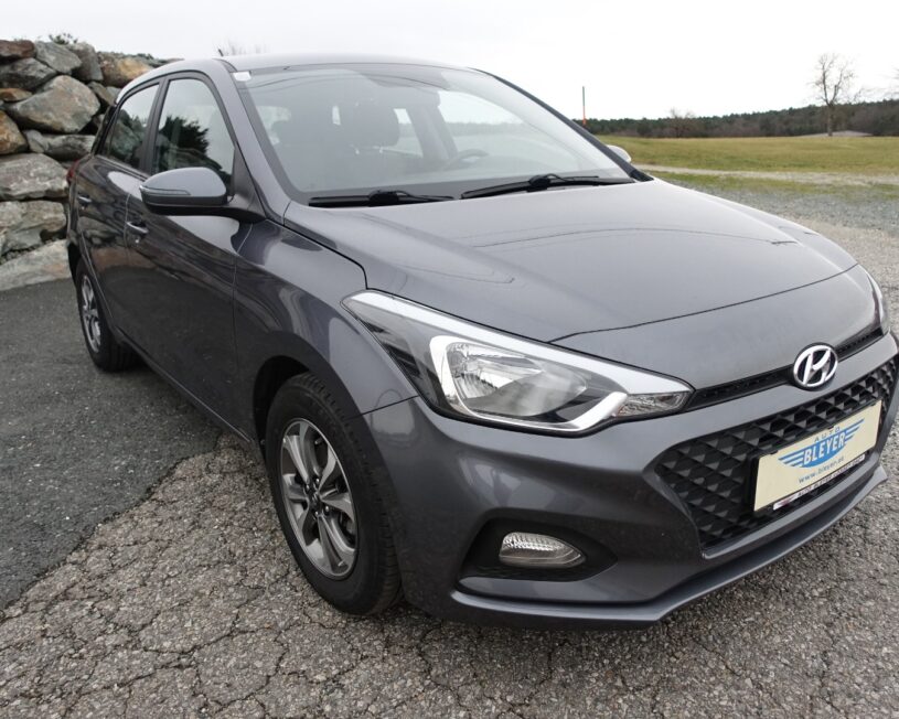 HYUNDAI i20     Run voll